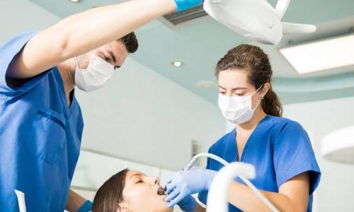 Diploma in Dental Assisting